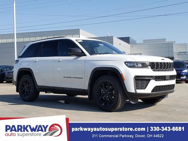 2026 Jeep Grand Cherokee Laredo